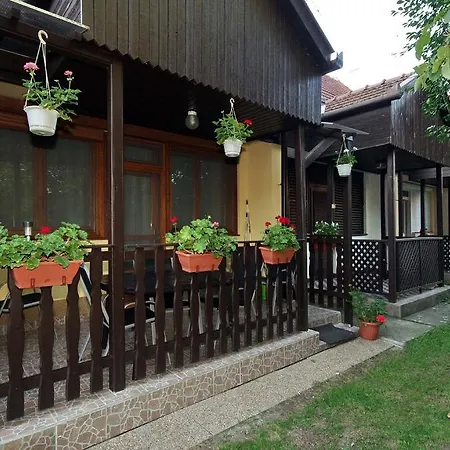 Milan Apartman-gyula 귤러